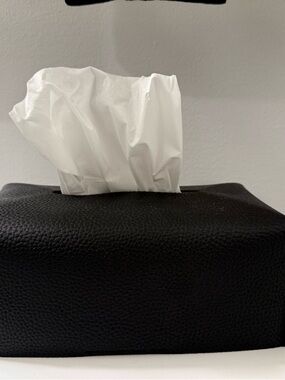 Black Leather Tissue Box Cover with White Tissues